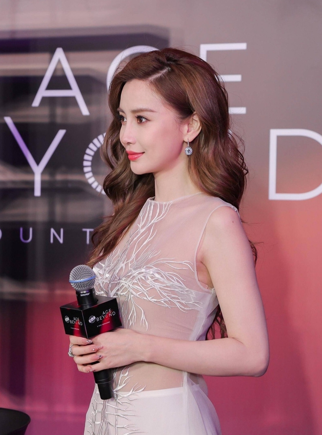 Angelababy lộ dấu hiệu lão hoá hay netizen quá khắt khe?- Ảnh 4.