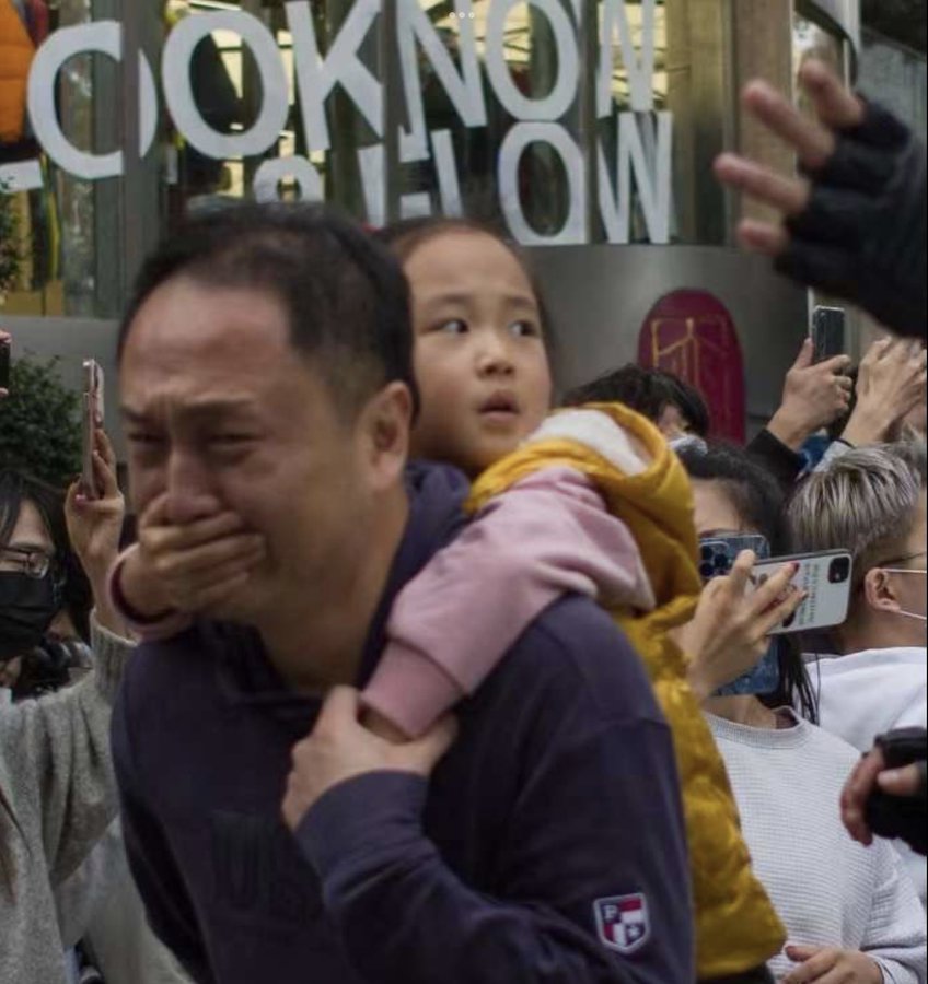 Chuyện thật như đùa: Ngày nào cũng thấy vợ đưa con đi học, 5 năm sau chồng nhận tin sét đánh "Con chưa từng đến trường" - Ảnh 3. Chuyện thật như đùa: Ngày nào cũng thấy vợ đưa con đi học, 5 năm sau chồng nhận tin sét đánh "Con chưa từng đến trường" - Ảnh 3.