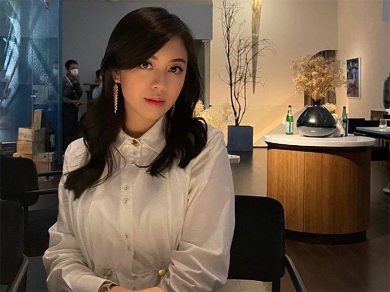 Thiên kim tiểu thư của gia tộc Sơn Kim: - Ảnh 3. Thiên kim tiểu thư của gia tộc Sơn Kim: - Ảnh 3.