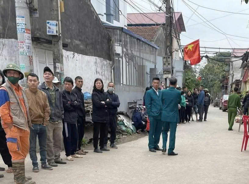 Chân dung cháu trai thuê bạn sát hại bà nội phóng hỏa: Không có biểu hiện nghịch ngợm nhưng nghiện game - Ảnh 2.