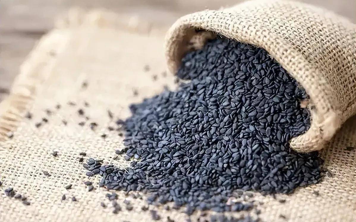 Phụ nữ lão hóa chậm thích ăn 2 thực phẩm này, ai ăn đều đặn càng trẻ lâu, cả hai rất sẵn ở chợ Việt - Ảnh 4. Phụ nữ lão hóa chậm thích ăn 2 thực phẩm này, ai ăn đều đặn càng trẻ lâu, cả hai rất sẵn ở chợ Việt - Ảnh 4.