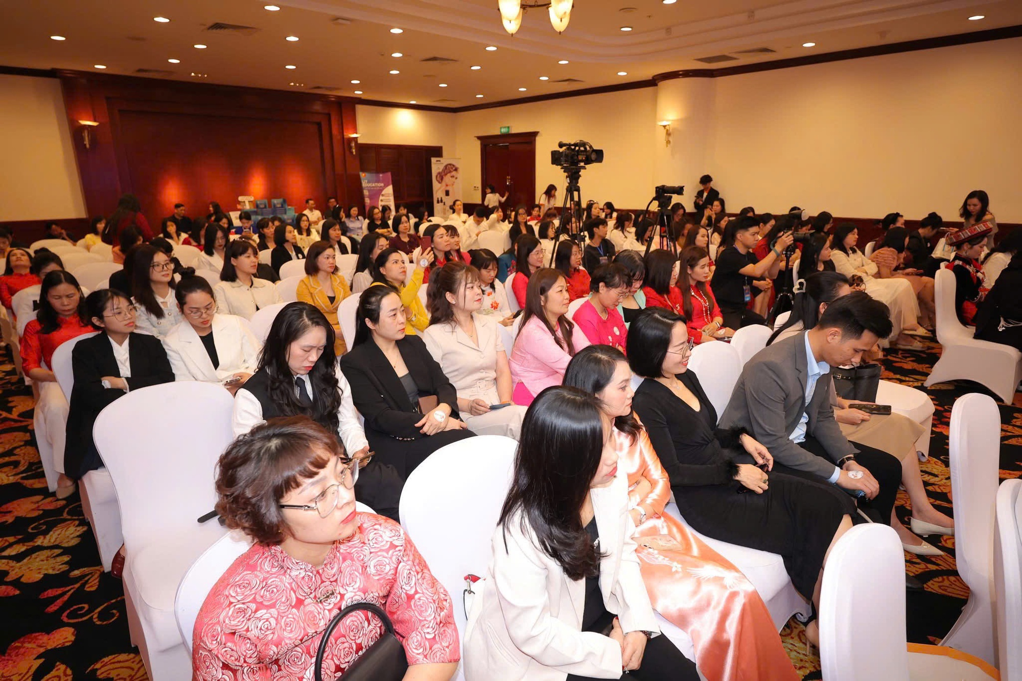 Tầm quan trọng của giọng nói trong giáo dục hiện đại- Ảnh 2.
