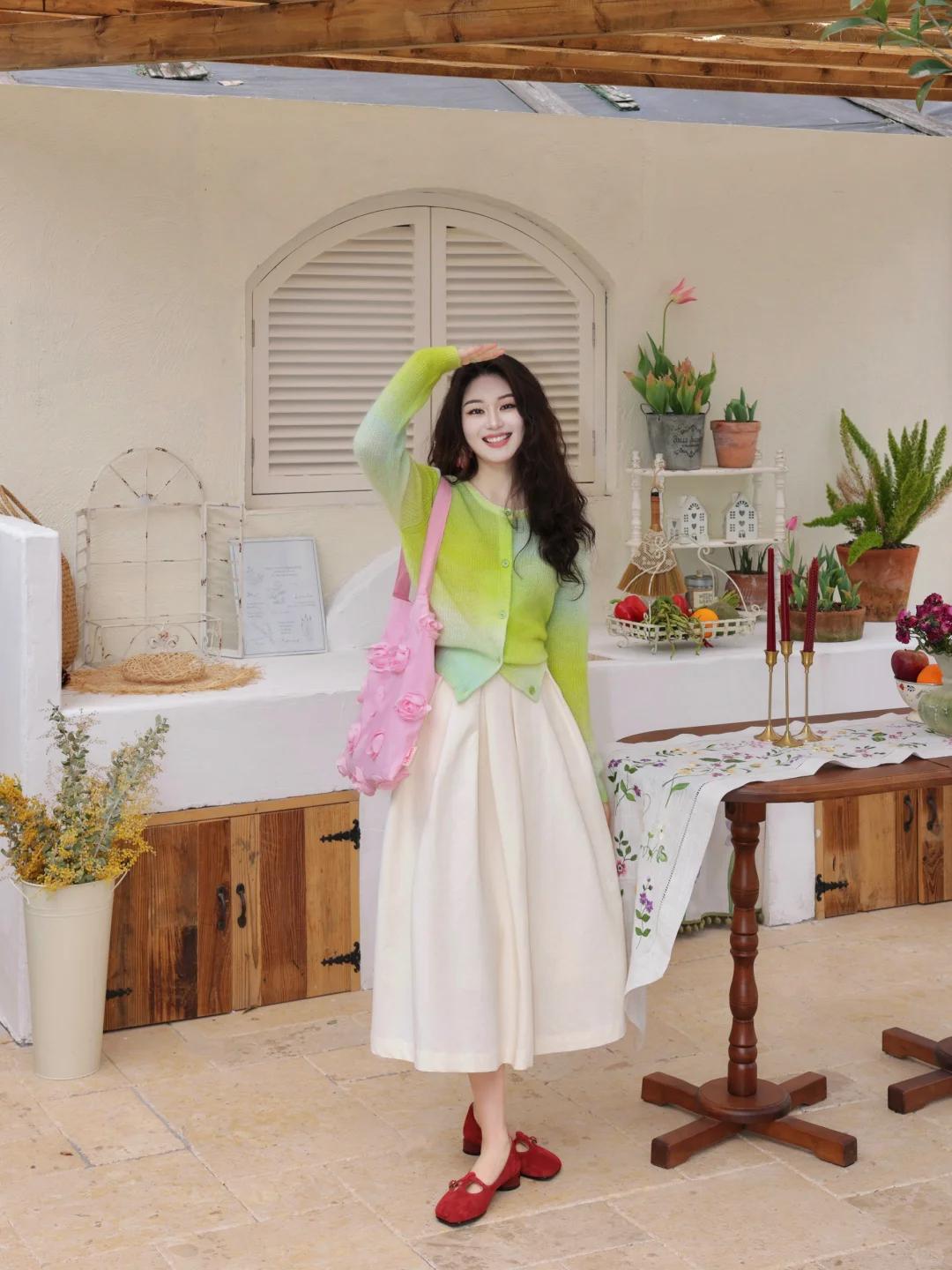 4 đôi giày hot nhất năm 2025: Kết hợp cùng váy sẽ tạo nên visual đầy chất thơ - Ảnh 5.