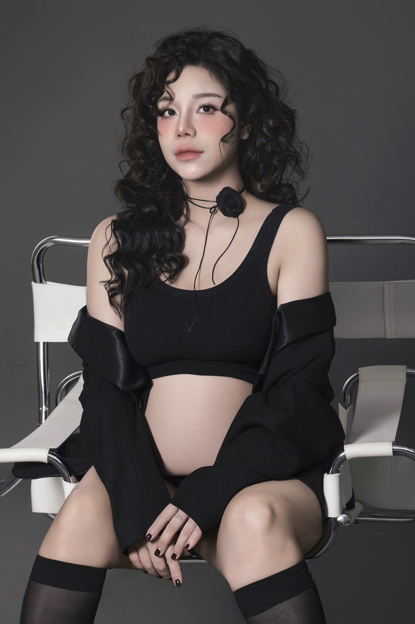 Vợ Bùi Tiến Dũng bụng bầu vượt mặt nhan sắc vẫn đỉnh của chóp, gia đình sóng gió nhất làng bóng Vợ Bùi Tiến Dũng bụng bầu vượt mặt nhan sắc vẫn đỉnh của chóp, gia đình sóng gió nhất làng bóng