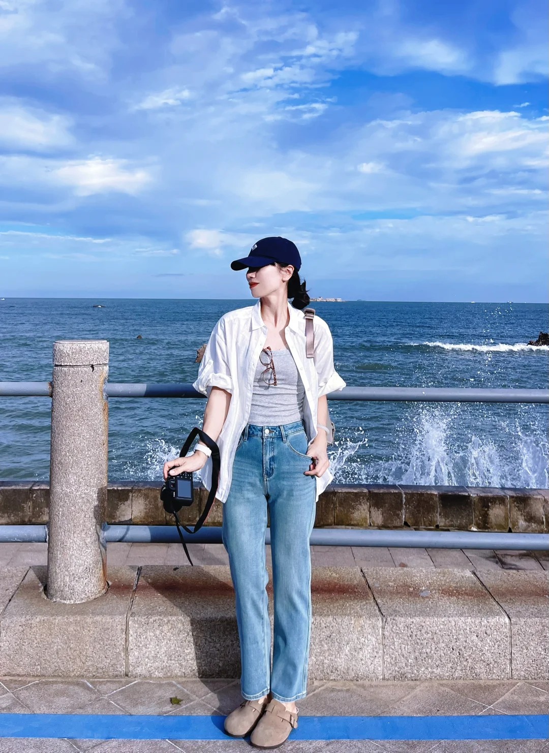 Jean lửng chính là chiếc quần vạn năng, mặc thế này đẹp bùng nổ! - Ảnh 3. Jean lửng chính là chiếc quần vạn năng, mặc thế này đẹp bùng nổ! - Ảnh 3.