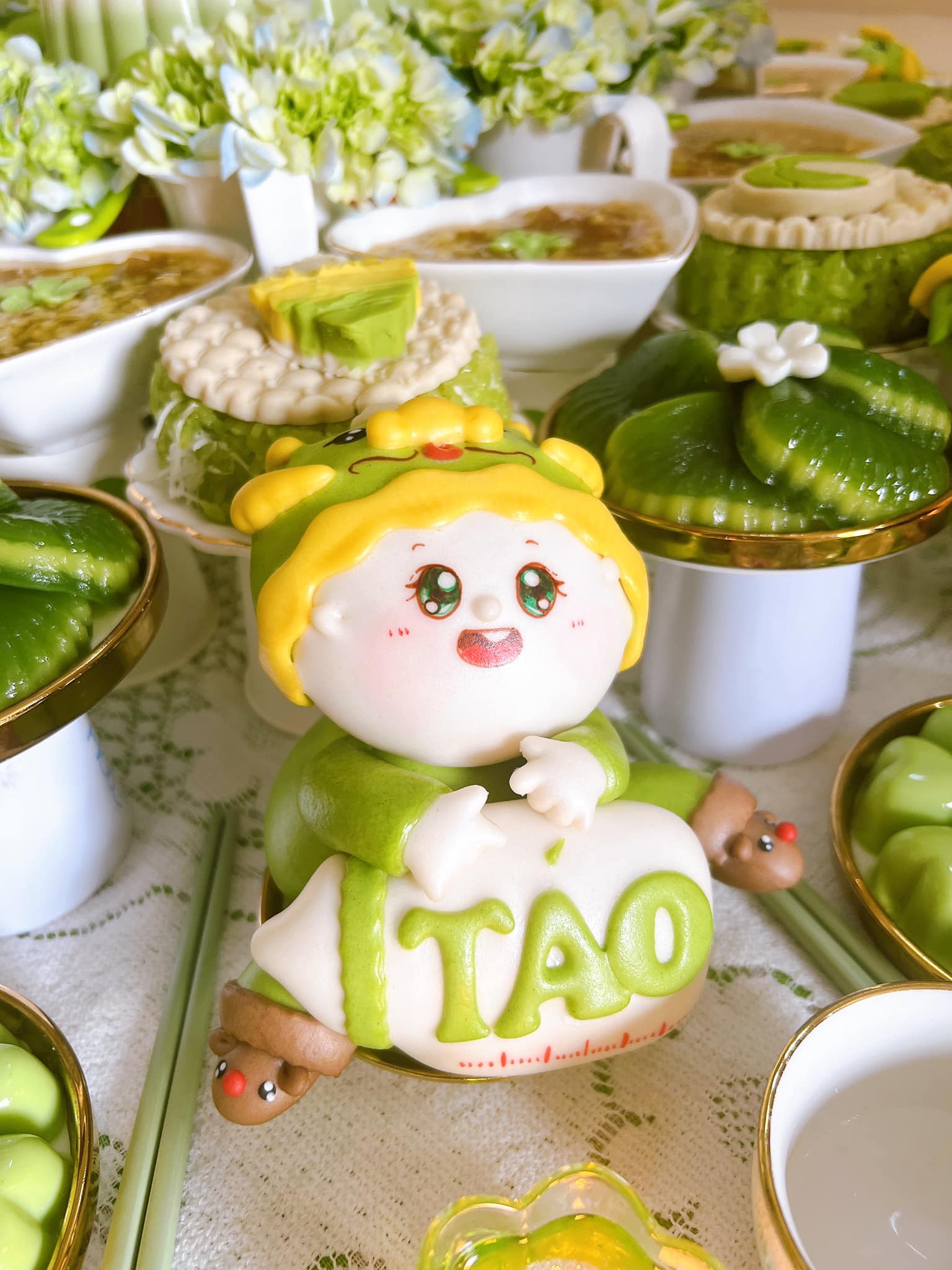 Tự tay decor tiệc đầy tháng xanh lá cho con trai, mẹ bỉm nhận về hơn 1 triệu lượt like, thi nhau hỏi cách làm - Ảnh 3. Tự tay decor tiệc đầy tháng xanh lá cho con trai, mẹ bỉm nhận về hơn 1 triệu lượt like, thi nhau hỏi cách làm - Ảnh 3.