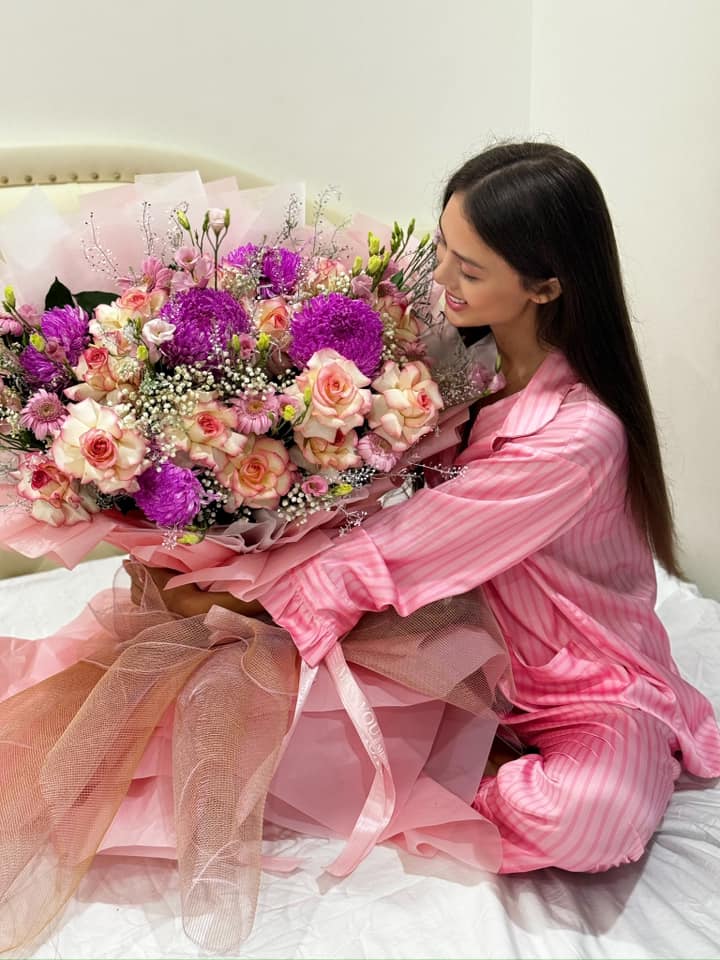 Dàn WAGs Việt khoe sắc rực rỡ ngày 8/3, Doãn Hải My cũng phải lép vế trước cô gái với vóc dáng cực phẩm- Ảnh 11. Dàn WAGs Việt khoe sắc rực rỡ ngày 8/3, Doãn Hải My cũng phải lép vế trước cô gái với vóc dáng cực phẩm- Ảnh 11.