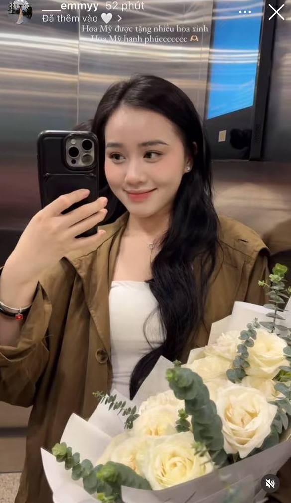 Dàn WAGs Việt khoe sắc rực rỡ ngày 8/3, Doãn Hải My cũng phải lép vế trước cô gái với vóc dáng cực phẩm- Ảnh 10. Dàn WAGs Việt khoe sắc rực rỡ ngày 8/3, Doãn Hải My cũng phải lép vế trước cô gái với vóc dáng cực phẩm- Ảnh 10.