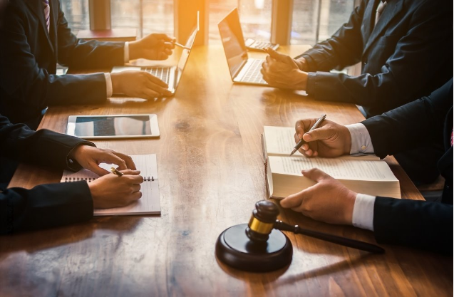 YBS Law Firm: Đối t&aacute;c ph&aacute;p l&yacute; cho doanh nghiệp - Ảnh 4.