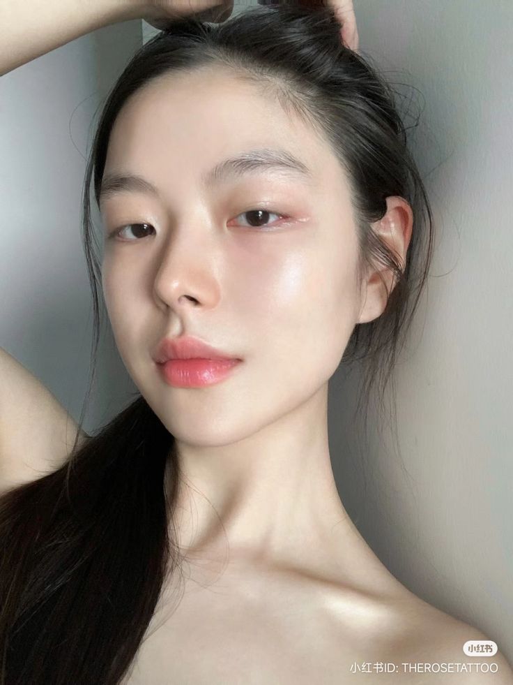 Chống nắng dạng phấn: Cứu cánh hay kẻ phá hoại làn da? - Ảnh 6. Chống nắng dạng phấn: Cứu cánh hay kẻ phá hoại làn da? - Ảnh 6.