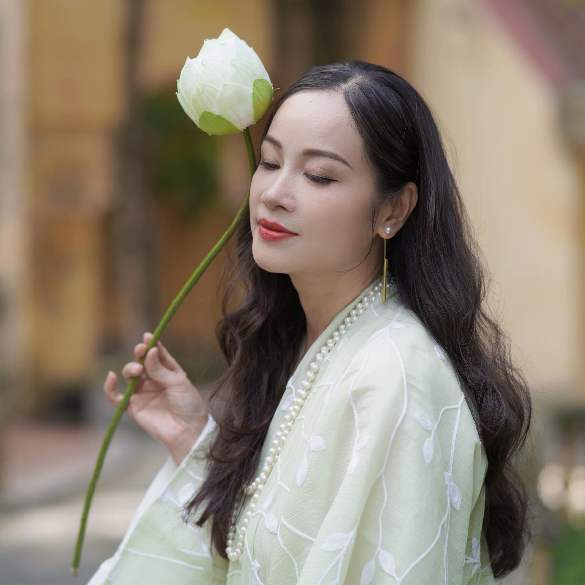 Có một nàng hậu tái xuất sau 25 năm đăng quang, cuộc sống hiện tại gây chú ý - Ảnh 5. Có một nàng hậu tái xuất sau 25 năm đăng quang, cuộc sống hiện tại gây chú ý - Ảnh 5.