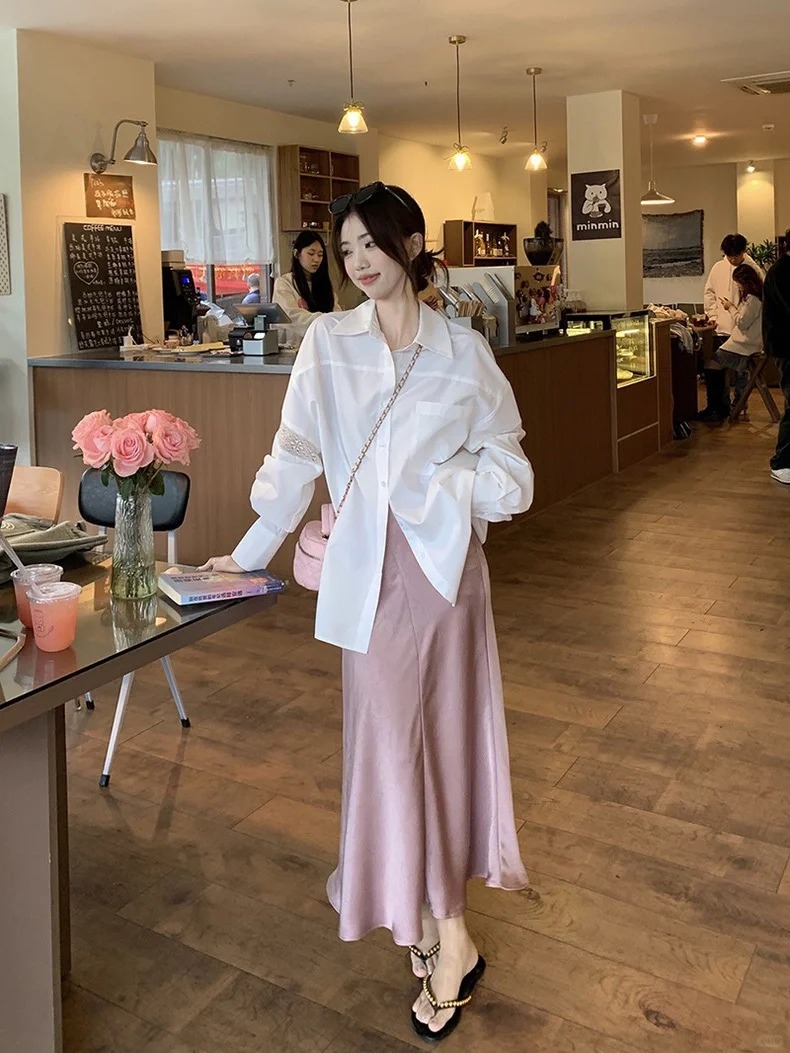 Áo sơ mi + chân váy = Cặp đôi "gây bão" đầu hè, nắm vững vài mẹo phối đồ là hóa nữ thần ngay! - Ảnh 3. Áo sơ mi + chân váy = Cặp đôi "gây bão" đầu hè, nắm vững vài mẹo phối đồ là hóa nữ thần ngay! - Ảnh 3.