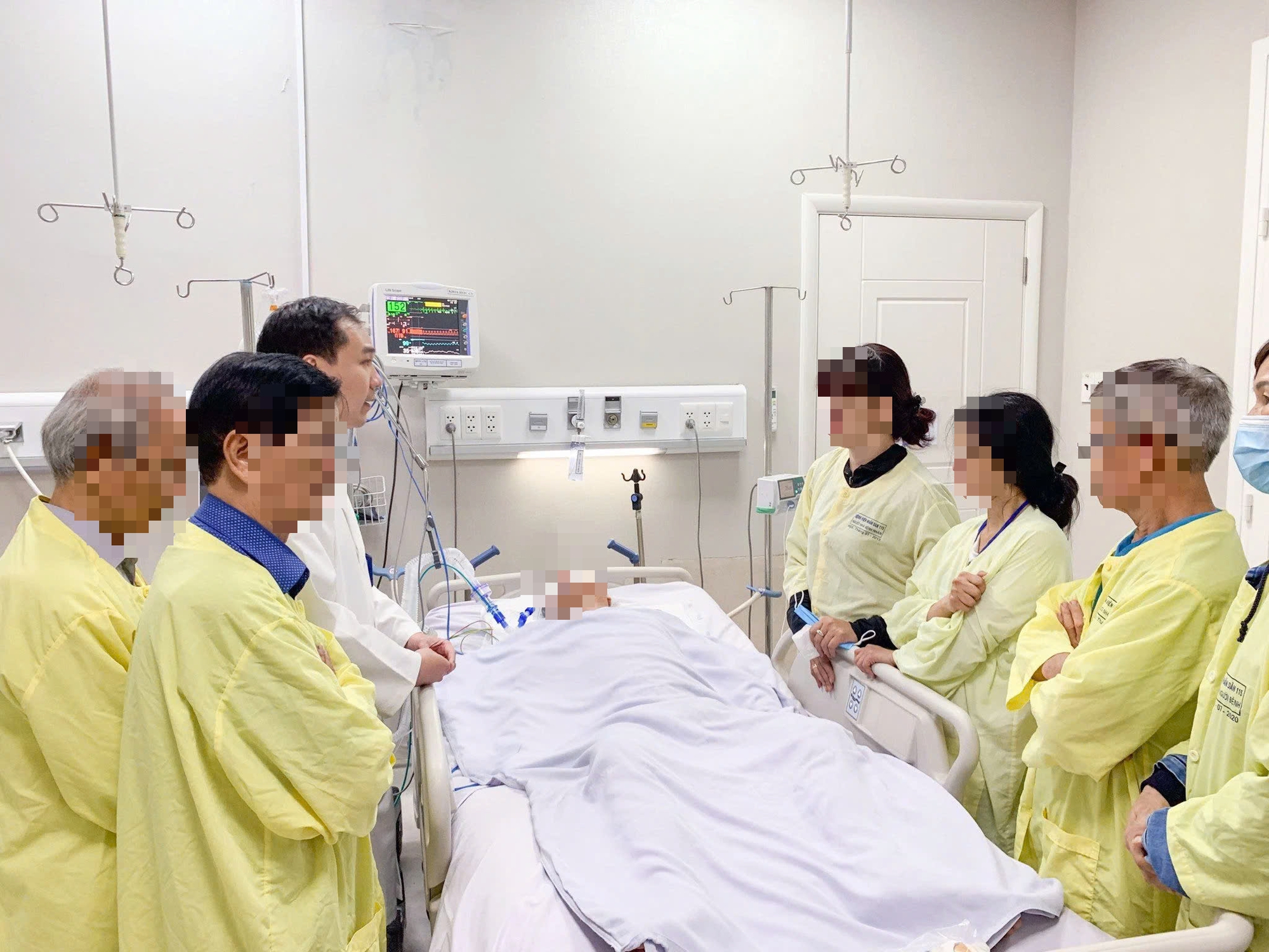 Người đàn ông 38 tuổi đột quỵ hiến toàn bộ tạng cứu người- Ảnh 1. Người đàn ông 38 tuổi đột quỵ hiến toàn bộ tạng cứu người- Ảnh 1.