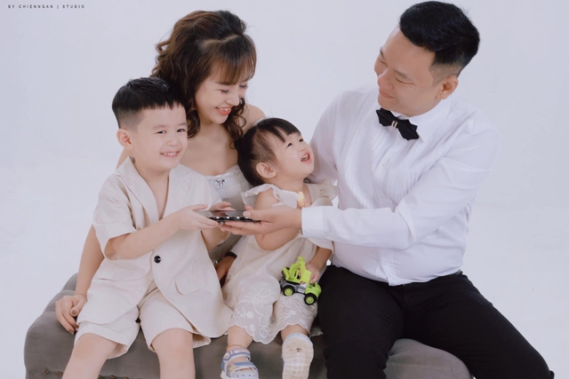 Cô gái Thái Bình lấy người đàn ông vỡ nợ, thất nghiệp mặc bố mẹ ngăn cản, 10 năm hôn nhân bất ngờ - Ảnh 6. Cô gái Thái Bình lấy người đàn ông vỡ nợ, thất nghiệp mặc bố mẹ ngăn cản, 10 năm hôn nhân bất ngờ - Ảnh 6.