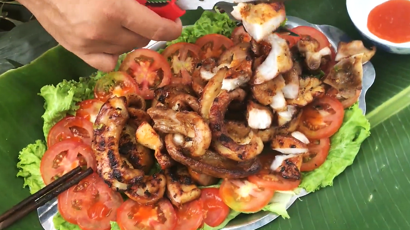 Tưởng ký sinh trùng nhưng đây lại là bộ phận độc lạ ít người biết của cá ngừ, giá cực rẻ mà ăn ngon miễn chê - Ảnh 5. Tưởng ký sinh trùng nhưng đây lại là bộ phận độc lạ ít người biết của cá ngừ, giá cực rẻ mà ăn ngon miễn chê - Ảnh 5.