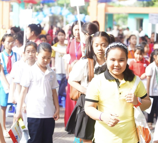 Dùng bản đồ số tuyển sinh đầu cấp, học sinh Hà Nội được học gần nhà - Ảnh 1. Dùng bản đồ số tuyển sinh đầu cấp, học sinh Hà Nội được học gần nhà - Ảnh 1.