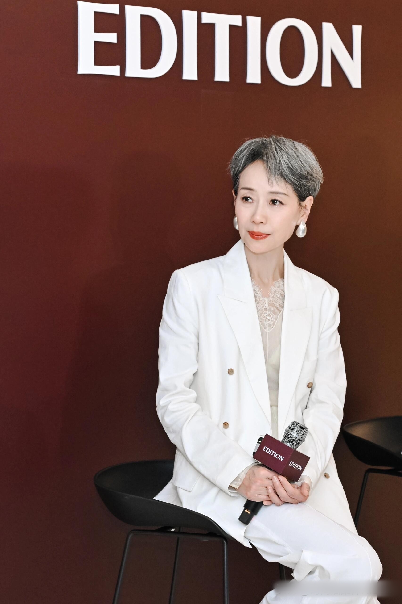 4 thương hiệu thời trang nội địa không thua Chanel, Louis Vuitton mà còn có tính kinh tế cao - Ảnh 5. 4 thương hiệu thời trang nội địa không thua Chanel, Louis Vuitton mà còn có tính kinh tế cao - Ảnh 5.