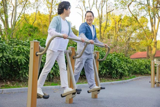 8 năm làm việc tại viện dưỡng lão, tôi nhận ra trước 60 tuổi chuẩn bị 3 việc này: Tuổi già an nhàn, không cần dựa vào con cái - Ảnh 2.
