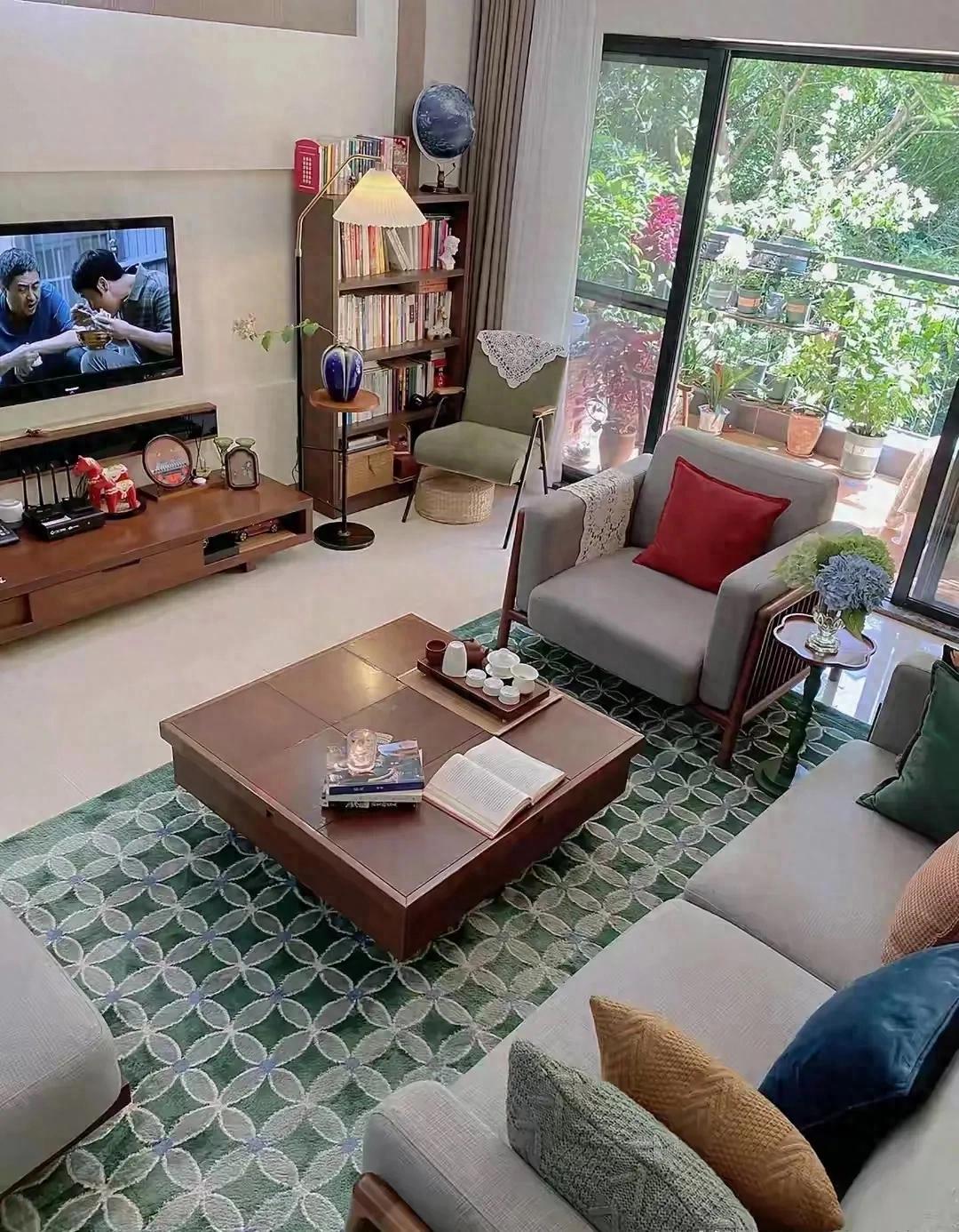 Ngôi nhà 150m² của cặp đôi về hưu gây sốt: Sạch bong không tì vết, đẹp đến mức dân mạng thốt lên "thật sự sống nổi ở đây sao?" - Ảnh 1. Ngôi nhà 150m² của cặp đôi về hưu gây sốt: Sạch bong không tì vết, đẹp đến mức dân mạng thốt lên "thật sự sống nổi ở đây sao?" - Ảnh 1.