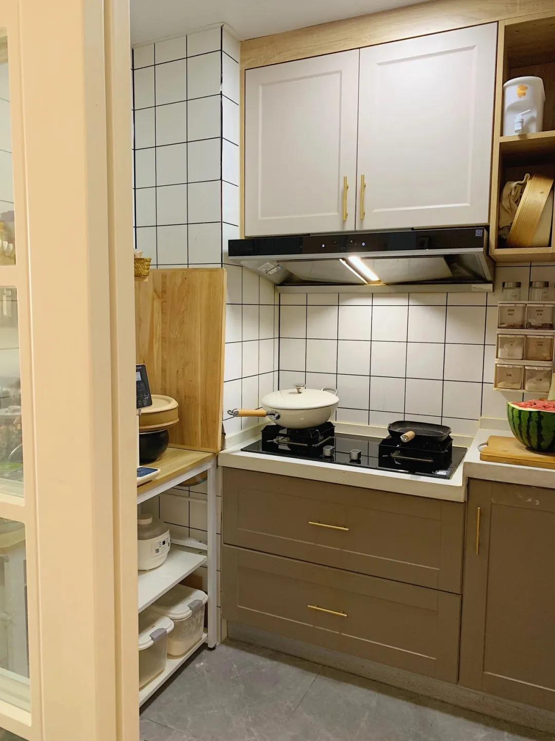 48 tuổi vẫn giữ nhà sạch bong như mới, người phụ nữ trung niên khiến dân mạng trầm trồ: Mỗi ngày chỉ dọn một chút, mà đẹp như khách sạn 5 sao - Ảnh 5. 48 tuổi vẫn giữ nhà sạch bong như mới, người phụ nữ trung niên khiến dân mạng trầm trồ: Mỗi ngày chỉ dọn một chút, mà đẹp như khách sạn 5 sao - Ảnh 5.
