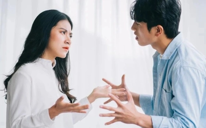 Chồng khoe việc em dâu hứa cho 5 tỷ nếu đồng ý ký vào 1 tờ giấy, còn tôi không thể chấp nhận việc làm đáng xấu hổ của anh - Ảnh 1. Chồng khoe việc em dâu hứa cho 5 tỷ nếu đồng ý ký vào 1 tờ giấy, còn tôi không thể chấp nhận việc làm đáng xấu hổ của anh - Ảnh 1.