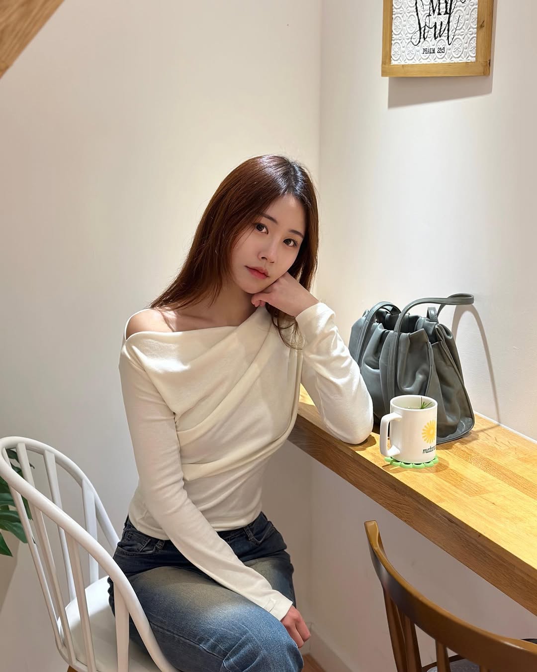 Làm thế nào để giảm nếp nhăn lão hóa da ở tuổi 40? - Ảnh 2. Làm thế nào để giảm nếp nhăn lão hóa da ở tuổi 40? - Ảnh 2.