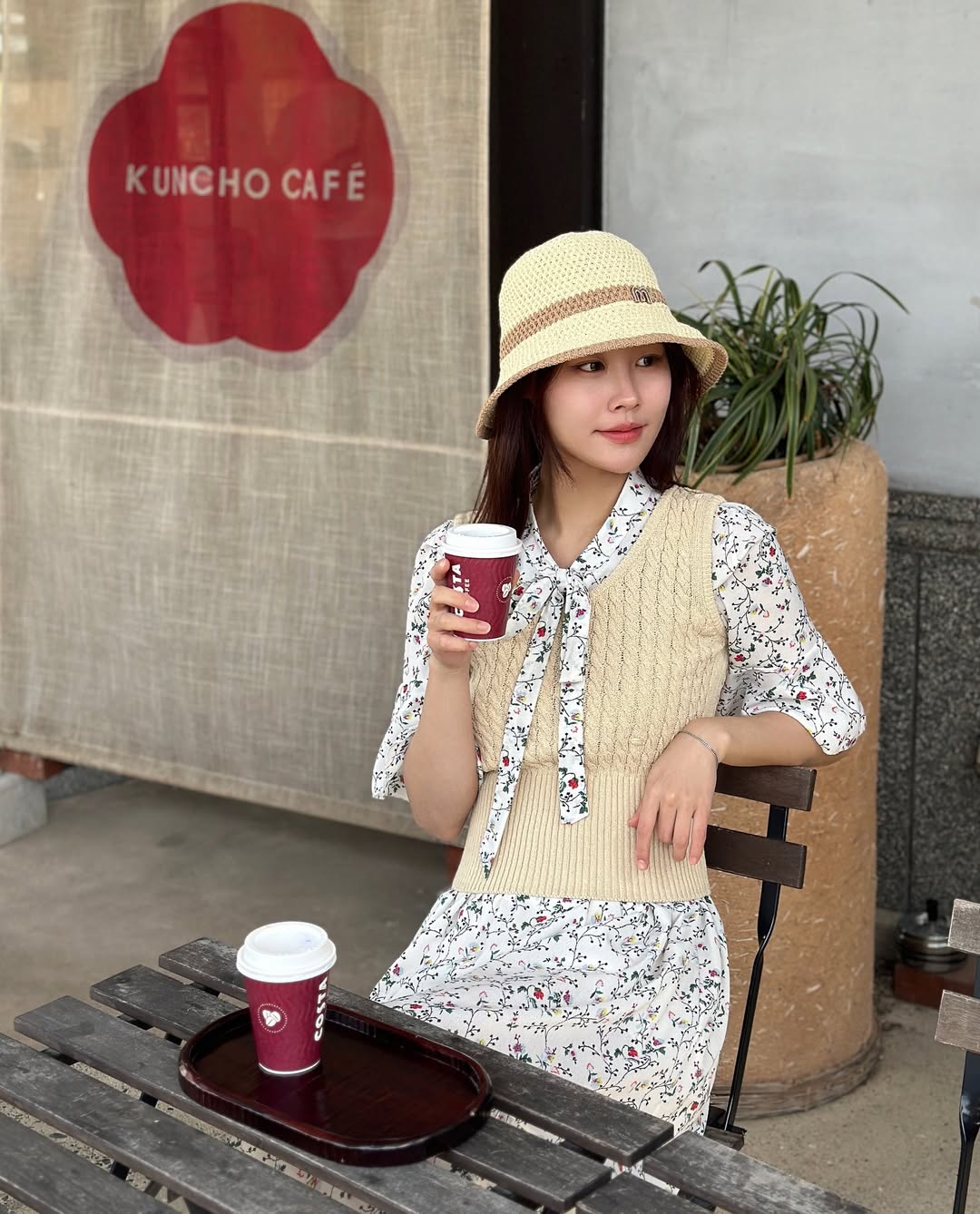 Làm thế nào để giảm nếp nhăn lão hóa da ở tuổi 40? - Ảnh 3. Làm thế nào để giảm nếp nhăn lão hóa da ở tuổi 40? - Ảnh 3.