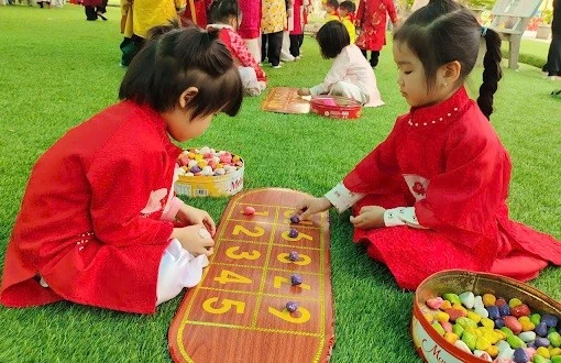 Cùng con gìn giữ giá trị truyền thống - Khơi dậy cảm xúc - Ảnh 1. Cùng con gìn giữ giá trị truyền thống - Khơi dậy cảm xúc - Ảnh 1.