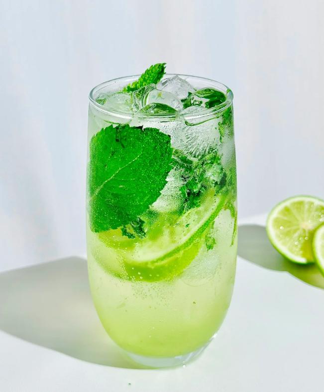 Bí quyết đánh bay miệng đắng, hơi thở nặng mùi chỉ với 3 loại nước: Vừa thanh lọc cơ thể, vừa dưỡng nhan hiệu quả - Ảnh 3. Bí quyết đánh bay miệng đắng, hơi thở nặng mùi chỉ với 3 loại nước: Vừa thanh lọc cơ thể, vừa dưỡng nhan hiệu quả - Ảnh 3.