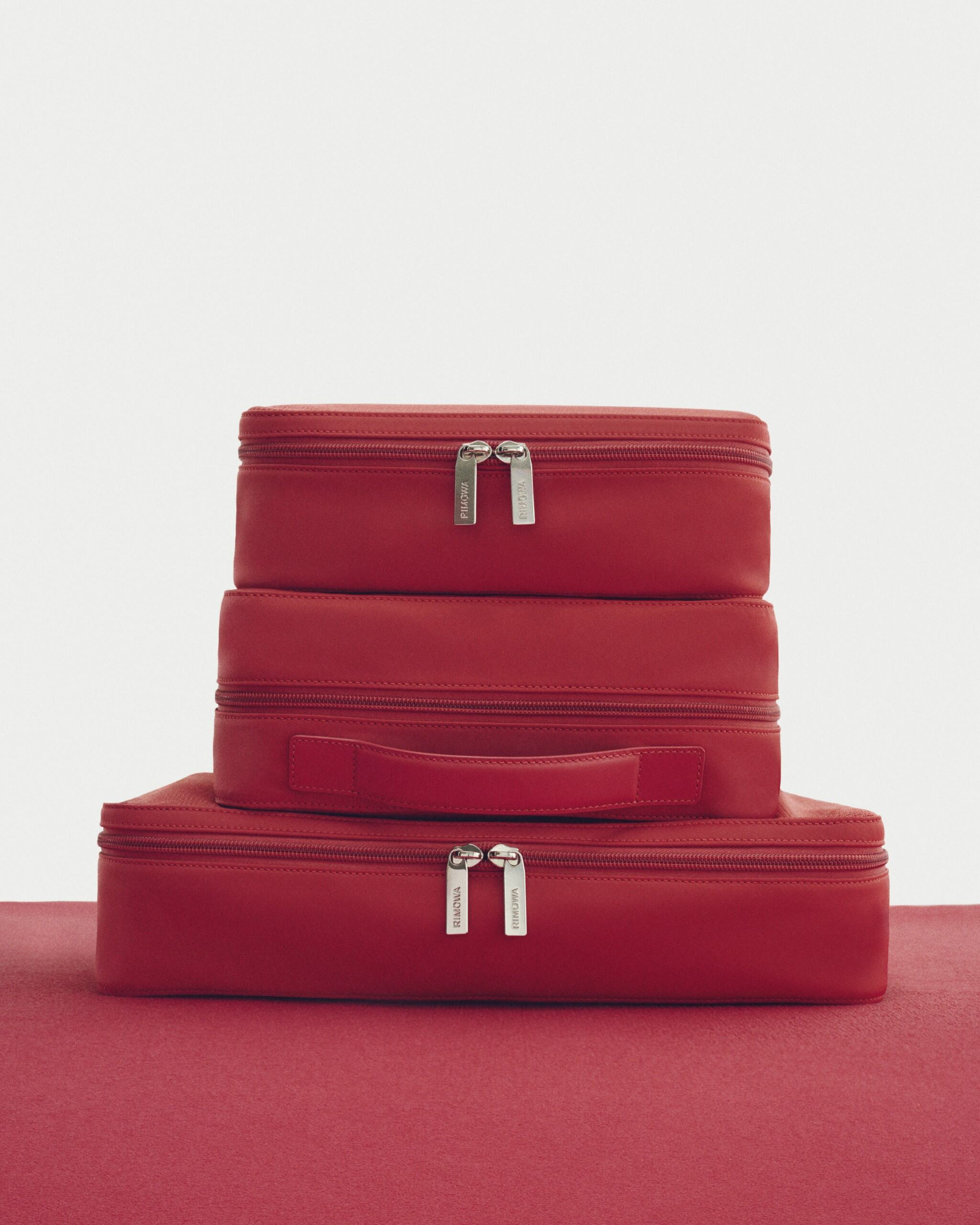 Rimowa giới thiệu các tông màu theo mùa mới nhất, đánh thức cảm hứng cho những chuyến phiêu lưu mùa hè- Ảnh 7. Rimowa giới thiệu các tông màu theo mùa mới nhất, đánh thức cảm hứng cho những chuyến phiêu lưu mùa hè- Ảnh 7.