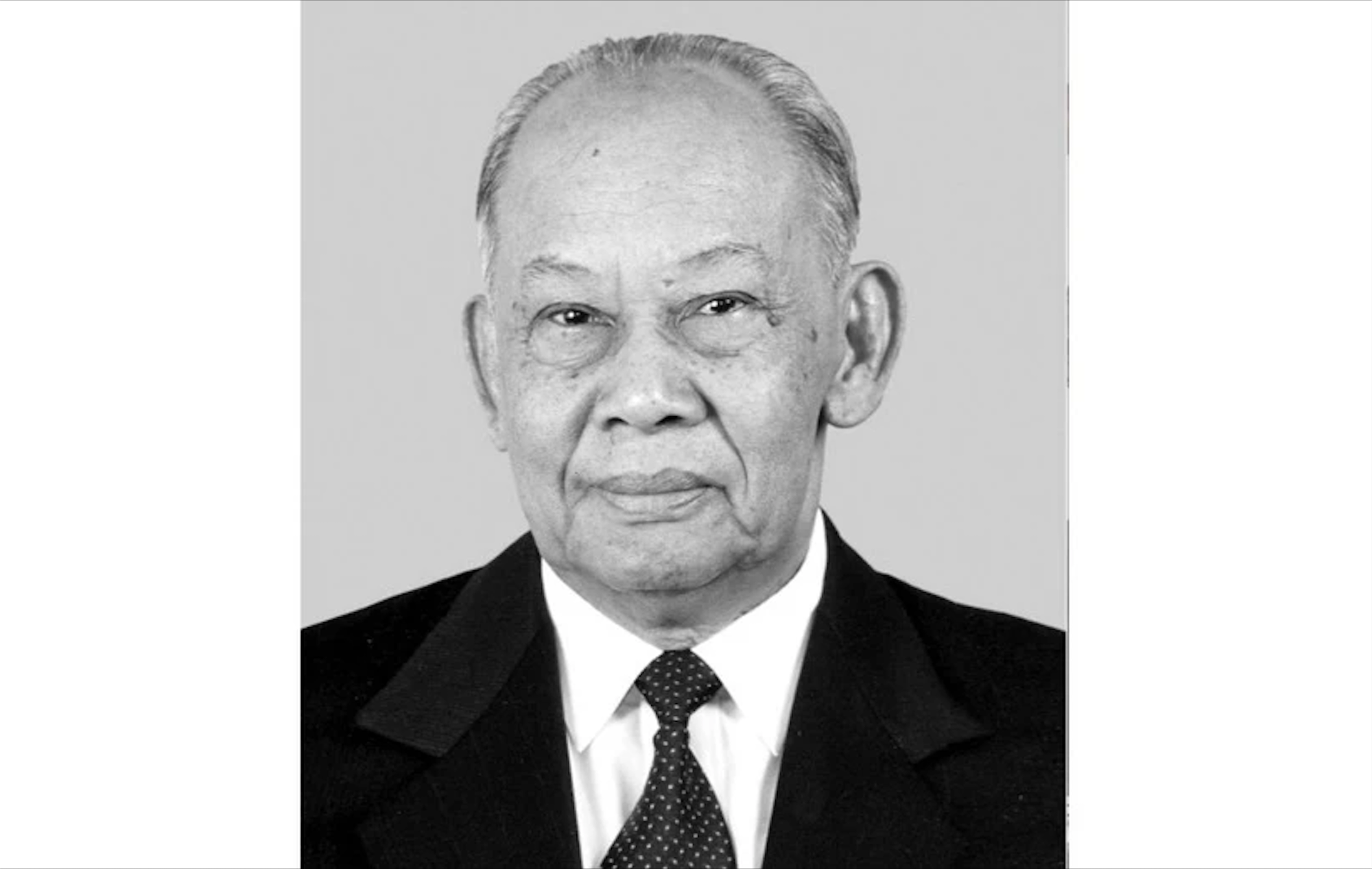 Việt Nam tổ chức Quốc tang Đại tướng Khamtay Siphandone trong 2 ngày- Ảnh 1. Việt Nam tổ chức Quốc tang Đại tướng Khamtay Siphandone trong 2 ngày- Ảnh 1.