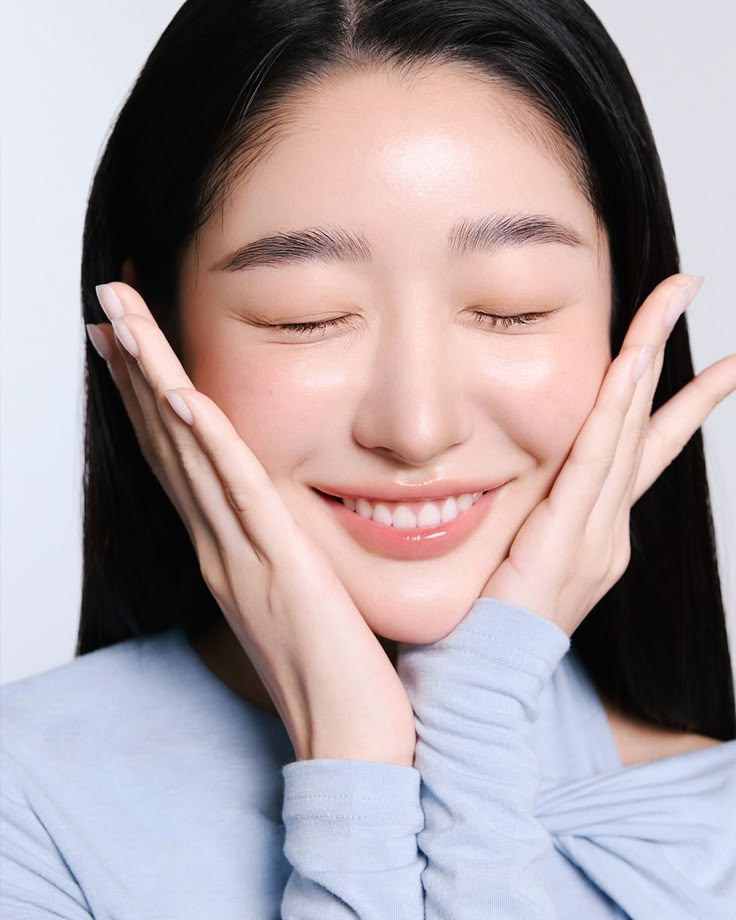 Chuyên gia lý giải tình trạng bôi kem chống nắng bị vón cục, có thể là do 2 nguyên nhân này - Ảnh 8. Chuyên gia lý giải tình trạng bôi kem chống nắng bị vón cục, có thể là do 2 nguyên nhân này - Ảnh 8.