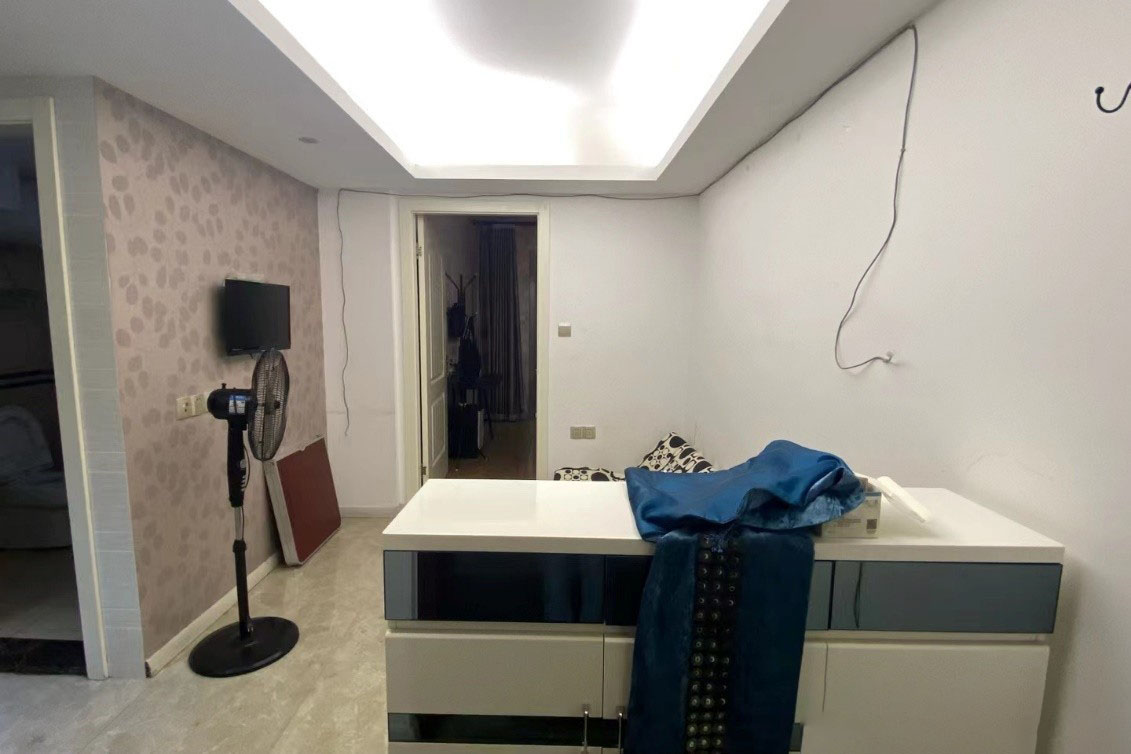 Bất chấp lời khuyên, cô gái 9x mua căn hộ cũ 35m², sau khi cải tạo với khoảng 70 triệu, bạn bè đều ghen tị - Ảnh 2. Bất chấp lời khuyên, cô gái 9x mua căn hộ cũ 35m², sau khi cải tạo với khoảng 70 triệu, bạn bè đều ghen tị - Ảnh 2.
