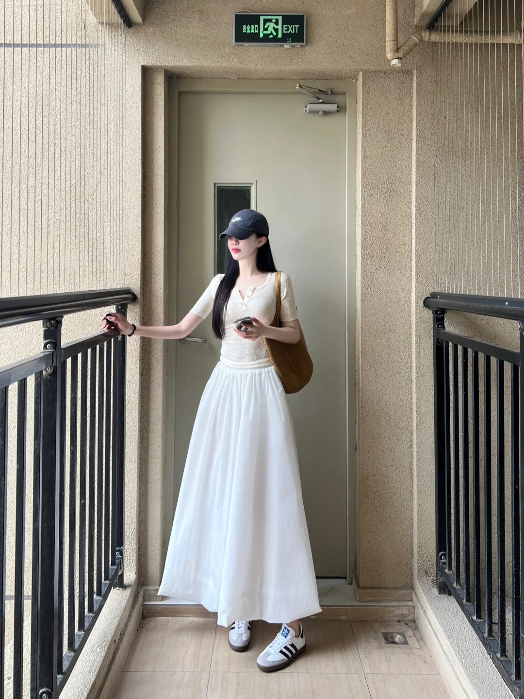 Hông dưới to không đáng sợ – chỉ sợ bạn không biết phối đồ! - Ảnh 14. Hông dưới to không đáng sợ – chỉ sợ bạn không biết phối đồ! - Ảnh 14.