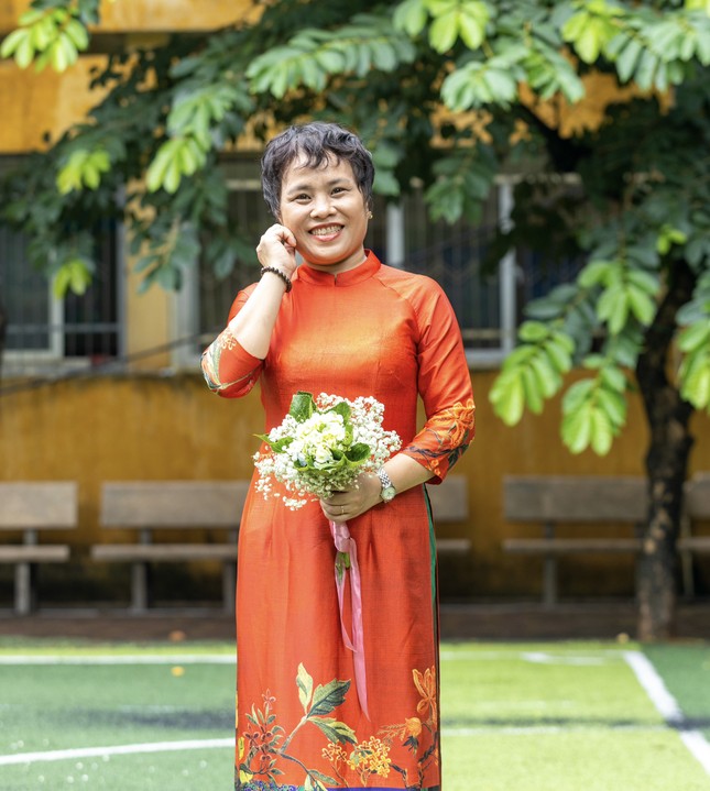 Cô giáo sinh đúng năm Giải phóng miền Nam kể chuyện cha mình – người lính và bài học làm người - Ảnh 1. Cô giáo sinh đúng năm Giải phóng miền Nam kể chuyện cha mình – người lính và bài học làm người - Ảnh 1.