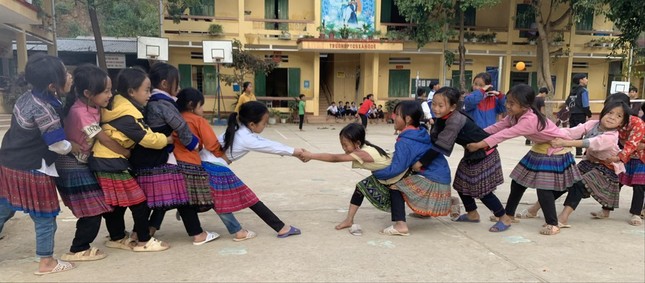 Dạy học 2 buổi/ngày: Tạo môi trường học tập tích cực - Ảnh 1. Dạy học 2 buổi/ngày: Tạo môi trường học tập tích cực - Ảnh 1.