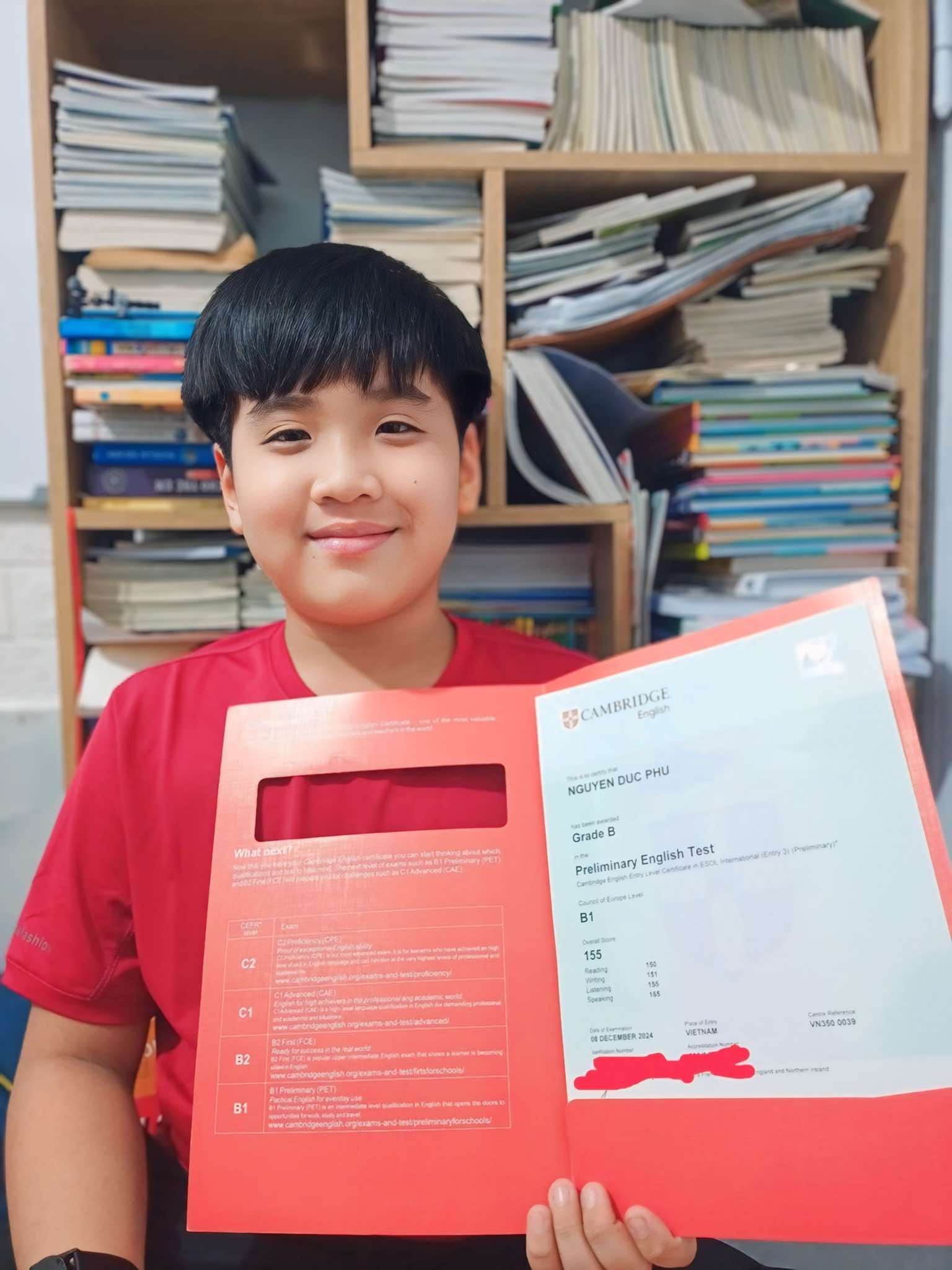 Bà mẹ ở Vĩnh Long tiết lộ chiêu "thao túng tâm lý" giúp con mê học: Con trai 10 tuổi đạt loạt thành tích đáng ngưỡng mộ- Ảnh 1. Bà mẹ ở Vĩnh Long tiết lộ chiêu "thao túng tâm lý" giúp con mê học: Con trai 10 tuổi đạt loạt thành tích đáng ngưỡng mộ- Ảnh 1.