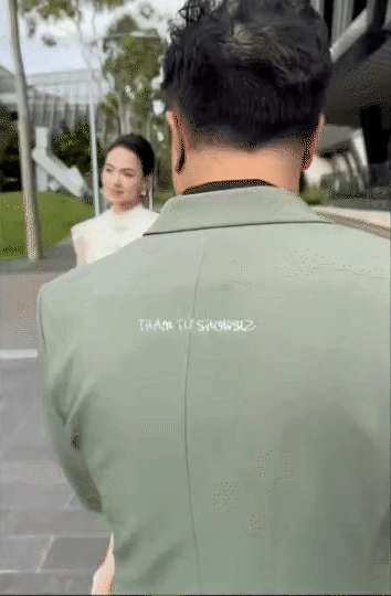 avatar1746846650736-17468466627841491722633.gif
