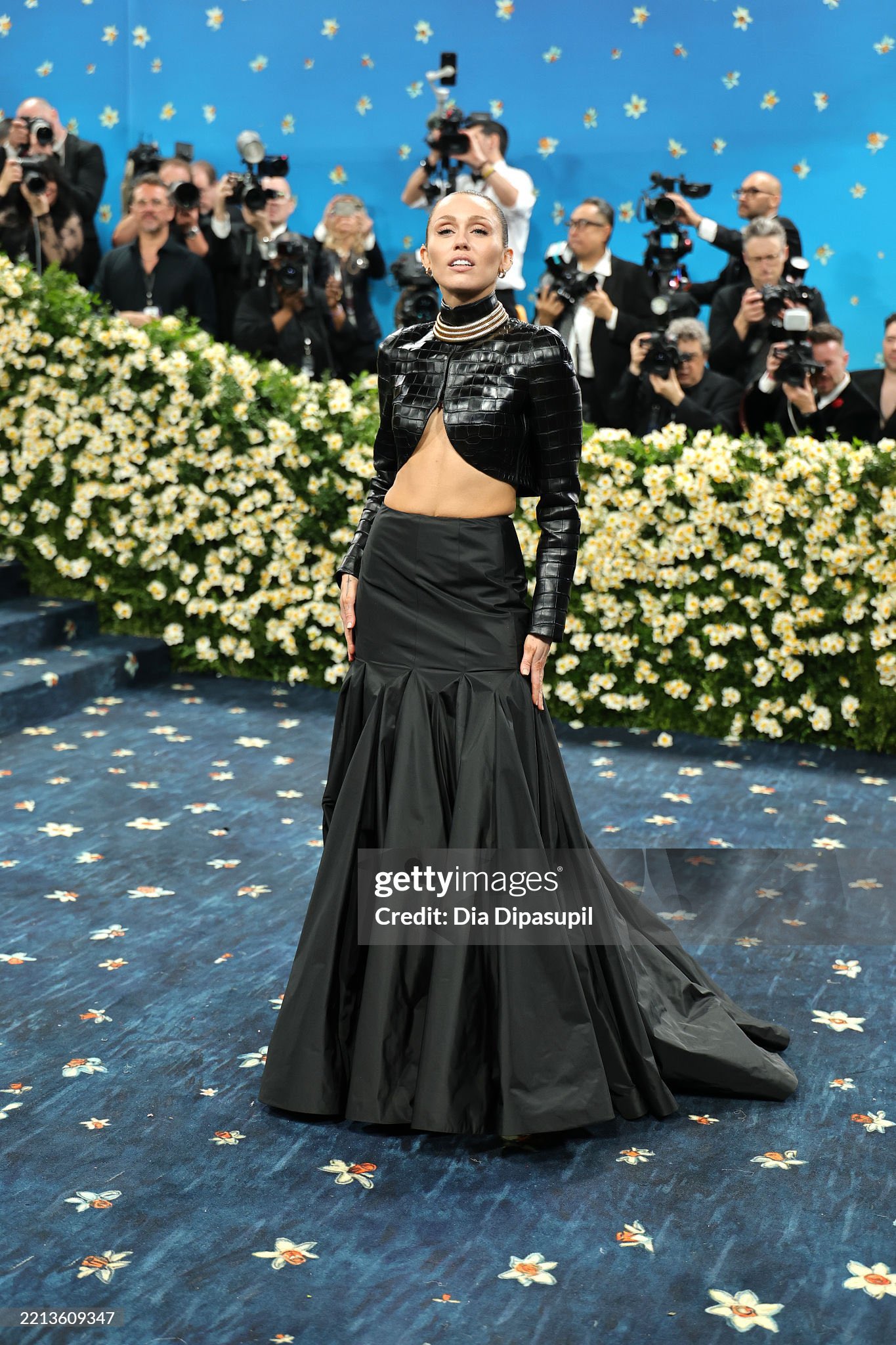Da thật dàn sao Met Gala bị zoom không thể cận hơn: Kendall lộ khuyết điểm, BLACKPINK thua đại mỹ nhân U60- Ảnh 26. Da thật dàn sao Met Gala bị zoom không thể cận hơn: Kendall lộ khuyết điểm, BLACKPINK thua đại mỹ nhân U60- Ảnh 26.