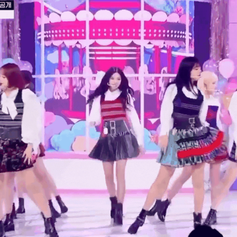 jwy-1746764714659867284420-1746842056682-17468420567611811147289.gif