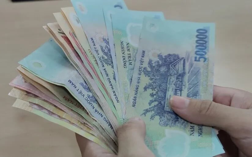 Nghỉ hưu trước tuổi do tinh giản biên chế có được nhận lương hưu ngay sau khi có quyết định?