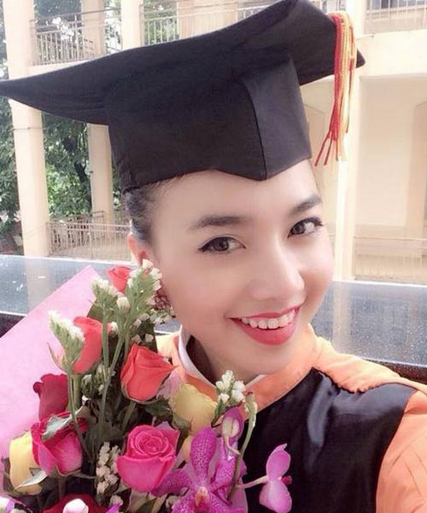 Hoa khôi ĐHQG bất ngờ nổi lên với danh xưng "người làm truyền thông đỉnh nhất hiện tại": Nhìn đến profile học vấn cùng danh tính bố ruột mới hiểu!- Ảnh 3. Hoa khôi ĐHQG bất ngờ nổi lên với danh xưng "người làm truyền thông đỉnh nhất hiện tại": Nhìn đến profile học vấn cùng danh tính bố ruột mới hiểu!- Ảnh 3.