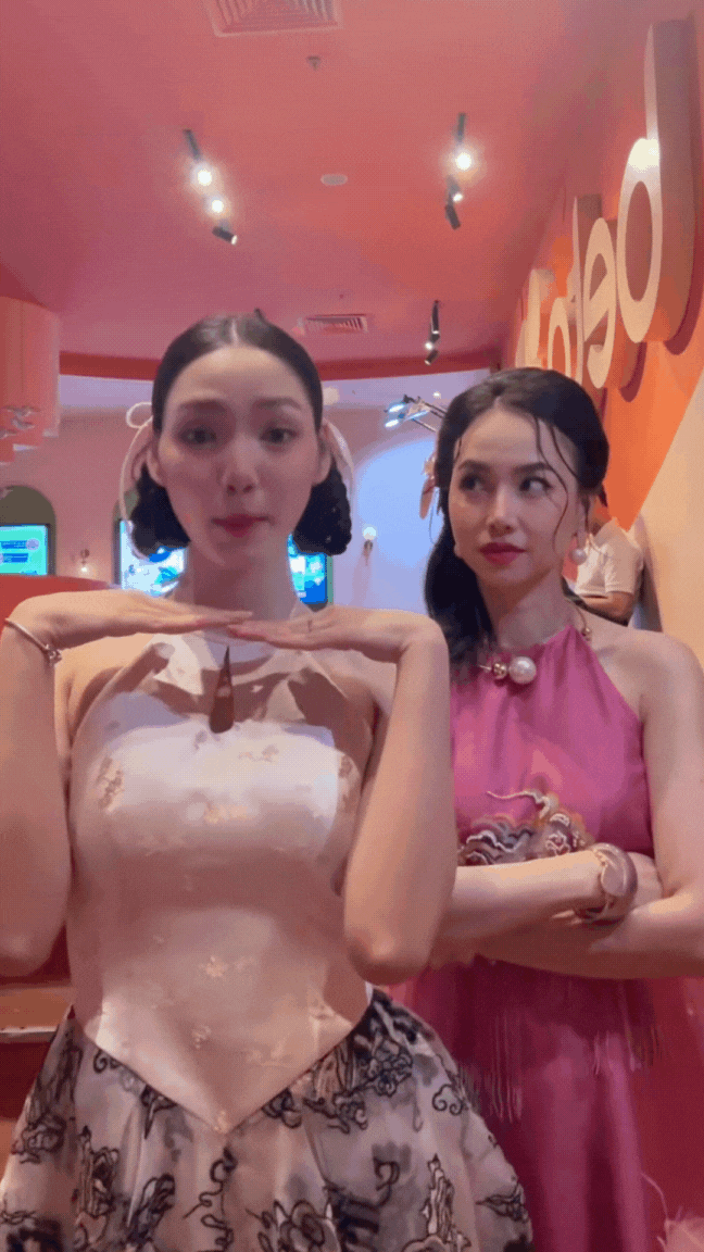 Netizen sốc khi biết 2 mỹ nhân cổ trang Việt hot nhất hiện nay hơn nhau 24 tuổi, visual vừa đẹp vừa sang!- Ảnh 1. Netizen sốc khi biết 2 mỹ nhân cổ trang Việt hot nhất hiện nay hơn nhau 24 tuổi, visual vừa đẹp vừa sang!- Ảnh 1.