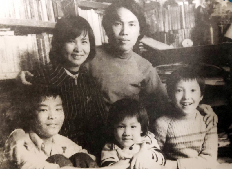 Thư tình Lưu Quang Vũ gửi Xuân Quỳnh: Mãi mãi vẫn là anh của em, yêu thương em, hơn cả những ngày qua cộng lại- Ảnh 2. Thư tình Lưu Quang Vũ gửi Xuân Quỳnh: Mãi mãi vẫn là anh của em, yêu thương em, hơn cả những ngày qua cộng lại- Ảnh 2.