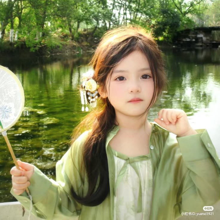 Người cha vô tình tạo vết thương lòng: 3 thói quen khiến con gái chọn nhầm người tệ bạc sau này- Ảnh 1. Người cha vô tình tạo vết thương lòng: 3 thói quen khiến con gái chọn nhầm người tệ bạc sau này- Ảnh 1.