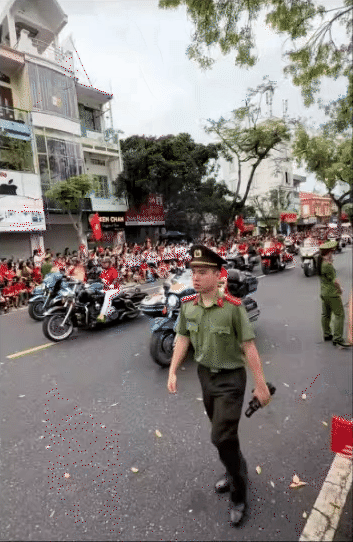 chrome-capture-2025-5-11-1-1746955790160470202173.gif