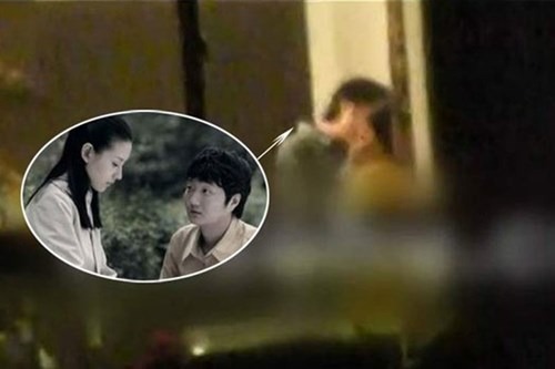 Từng là "ngọc nữ" được cả showbiz nâng niu, giờ mỹ nhân này chọn trở thành mẹ đơn thân lặng lẽ nuôi con sau sóng gió ly hôn - Ảnh 4. Từng là "ngọc nữ" được cả showbiz nâng niu, giờ mỹ nhân này chọn trở thành mẹ đơn thân lặng lẽ nuôi con sau sóng gió ly hôn - Ảnh 4.