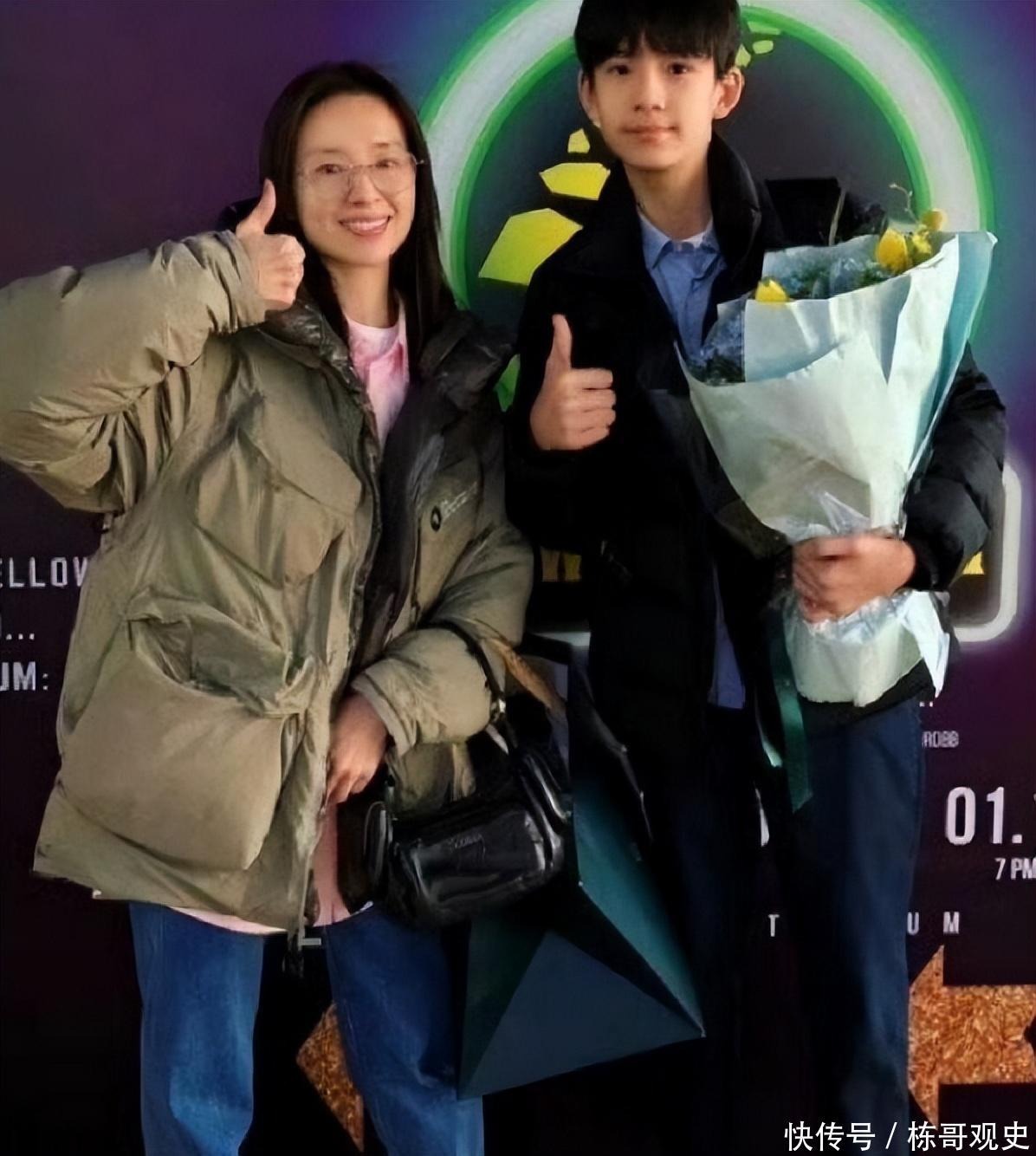 Từng là "ngọc nữ" được cả showbiz nâng niu, giờ mỹ nhân này chọn trở thành mẹ đơn thân lặng lẽ nuôi con sau sóng gió ly hôn - Ảnh 7. Từng là "ngọc nữ" được cả showbiz nâng niu, giờ mỹ nhân này chọn trở thành mẹ đơn thân lặng lẽ nuôi con sau sóng gió ly hôn - Ảnh 7.