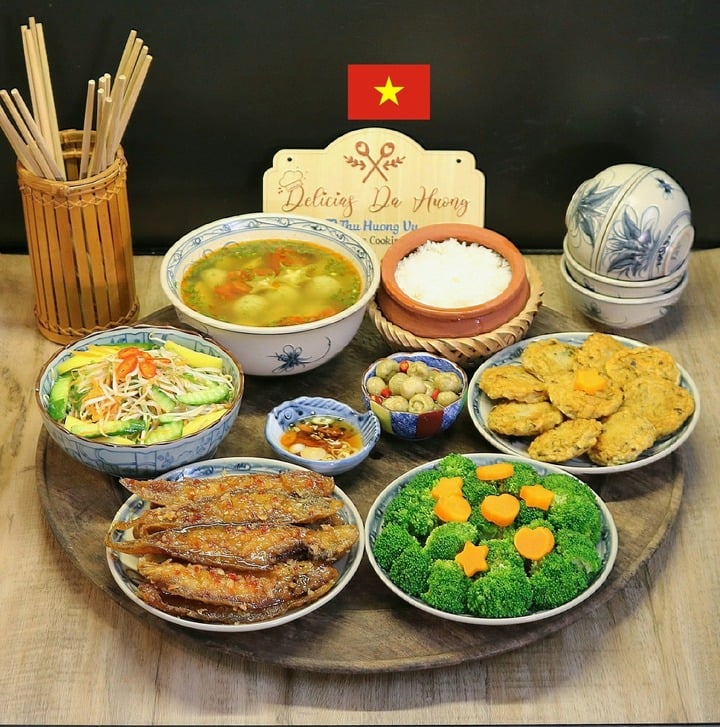 Mẹ đảm Hà Nội gợi ý 40 mâm cơm mùa hè vừa ngon vừa dễ làm - Ảnh 16. Mẹ đảm Hà Nội gợi ý 40 mâm cơm mùa hè vừa ngon vừa dễ làm - Ảnh 16.