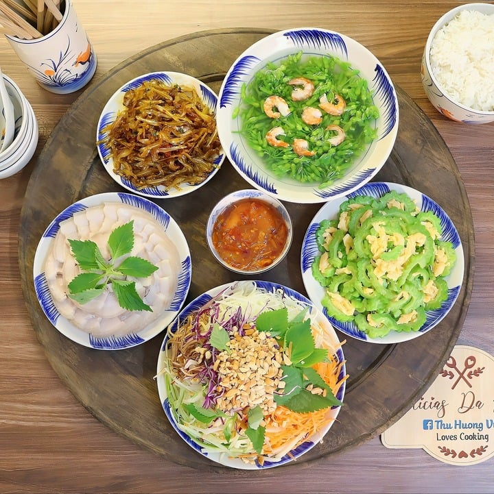 Mẹ đảm Hà Nội gợi ý 40 mâm cơm mùa hè vừa ngon vừa dễ làm - Ảnh 2. Mẹ đảm Hà Nội gợi ý 40 mâm cơm mùa hè vừa ngon vừa dễ làm - Ảnh 2.